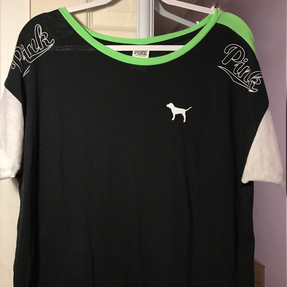 Victoria’s Secret PINK Short Sleeve shirt